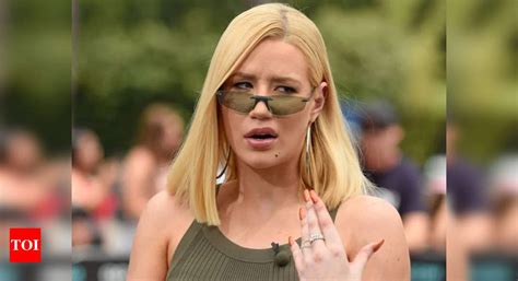 Iggy Azalea felt violated by nude photo leak